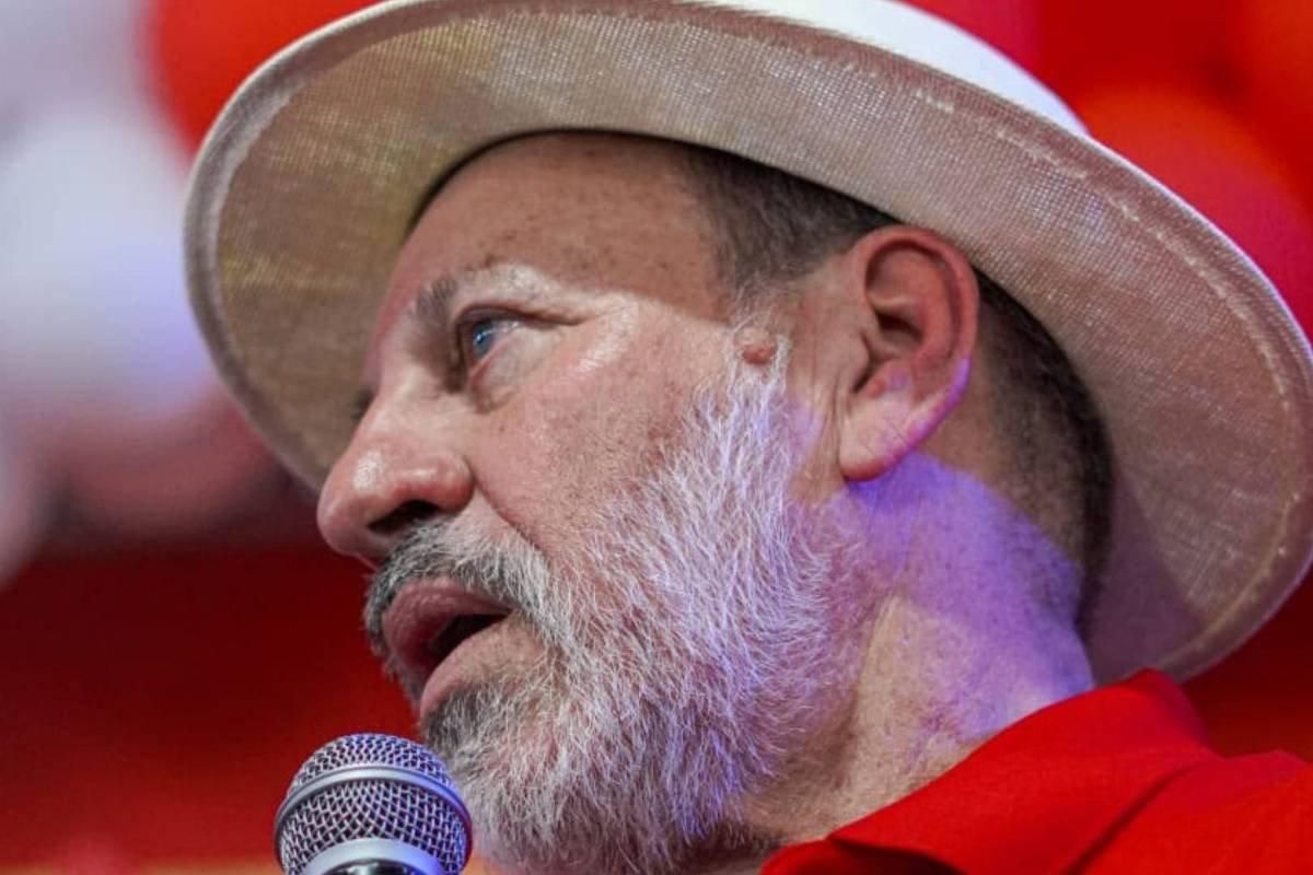 Delúbio Soares em entrevista à Folha